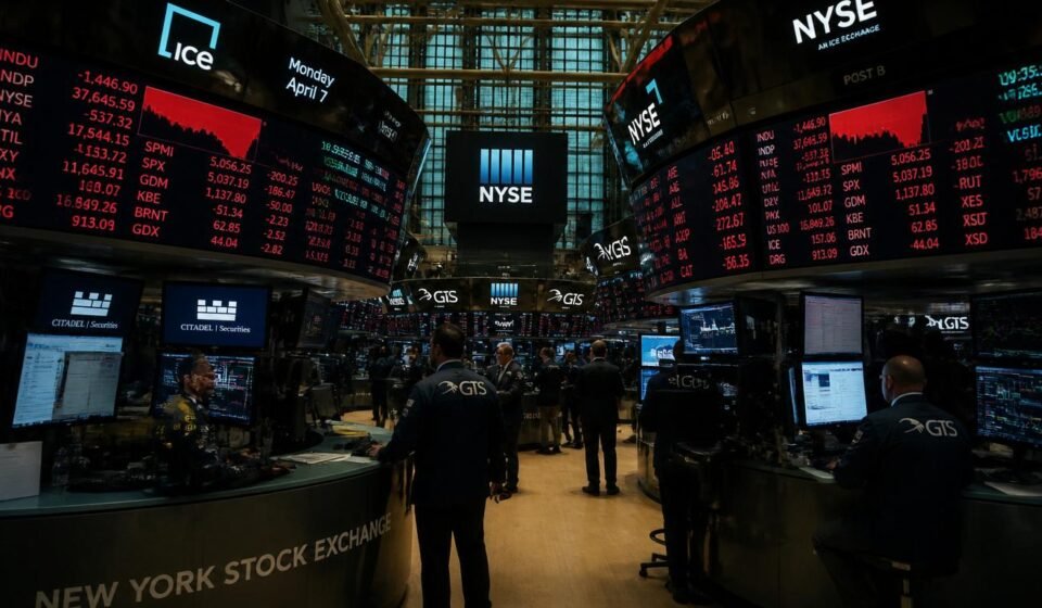why is the stock market moving today — traders react to CPI inflation data on NYSE floor